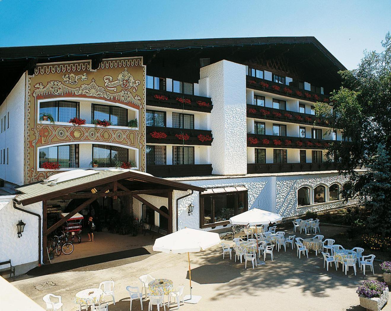 Hotel Lohninger-Schober Sankt Georgen im Attergau Exterior photo